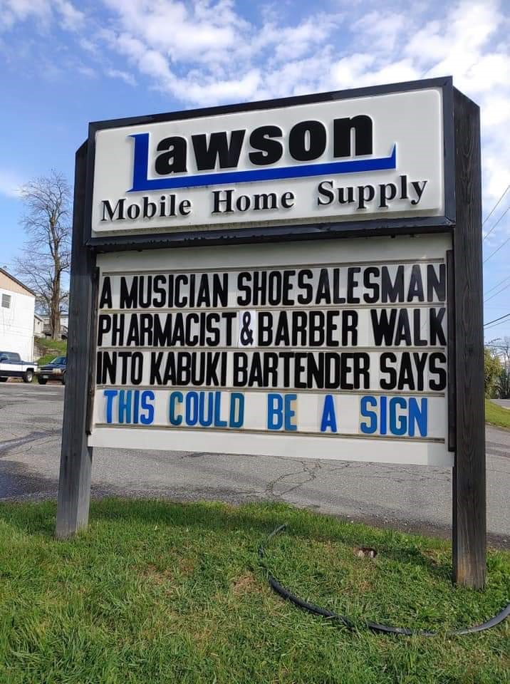 Lawson joins in sign war